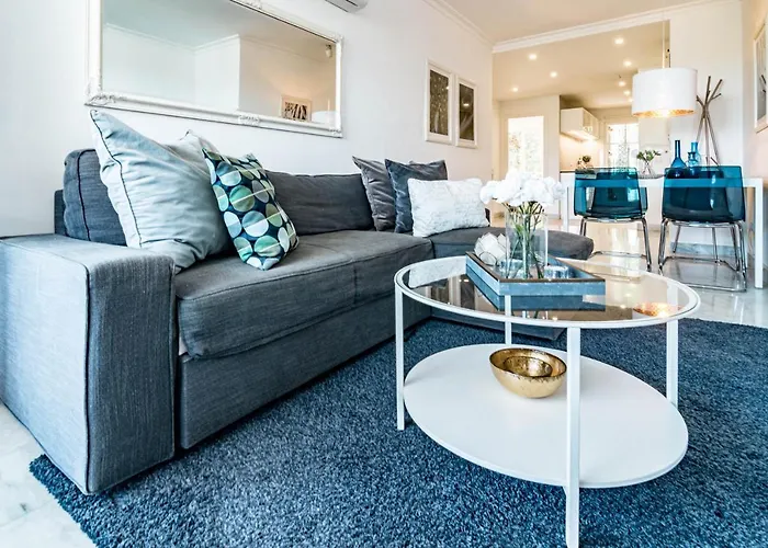 Sat2 - Modern 2 Bedroom Apartment With Ocean View